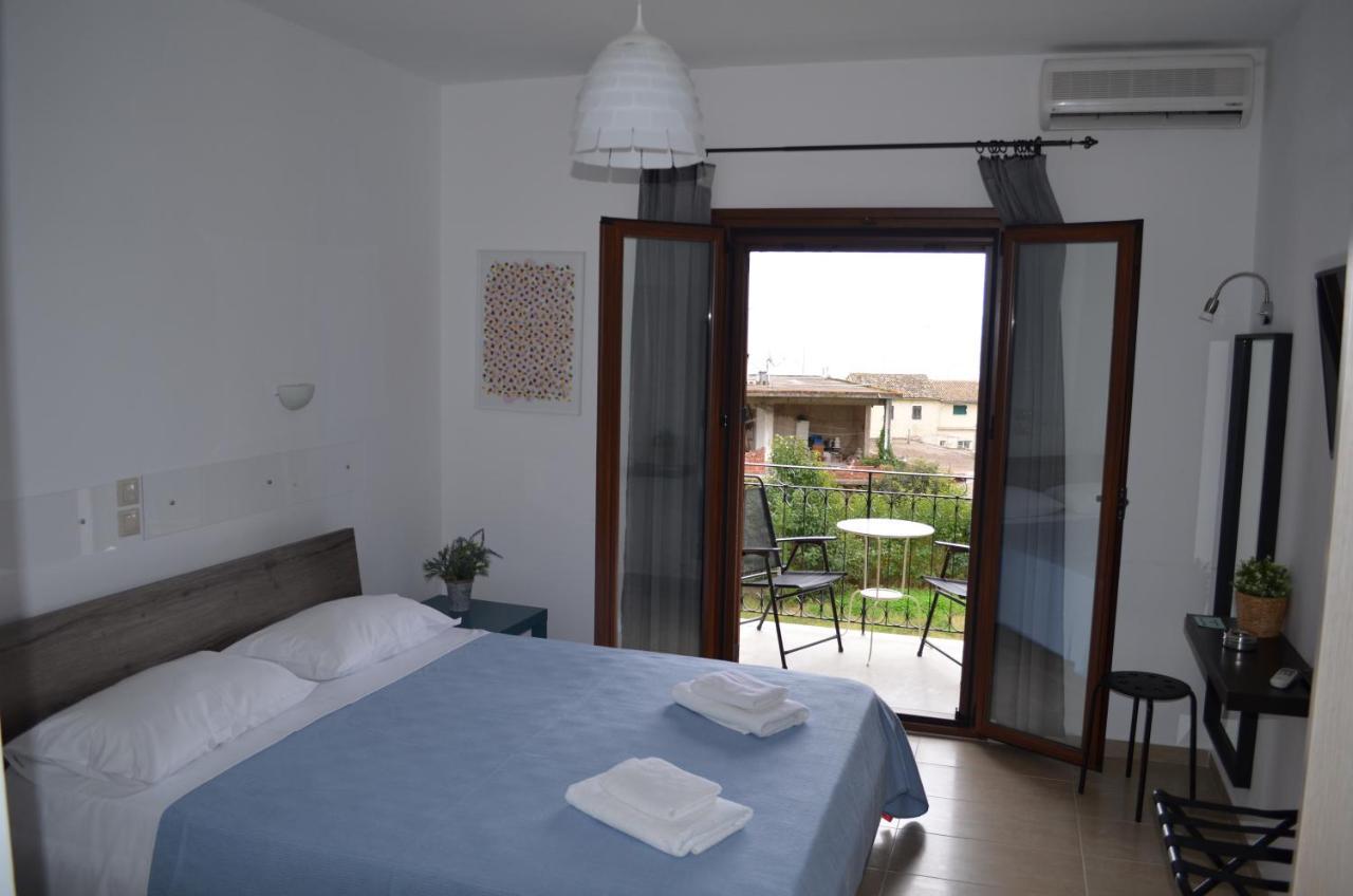 Hotel apartamentowy Virginia Benitses (Corfu)